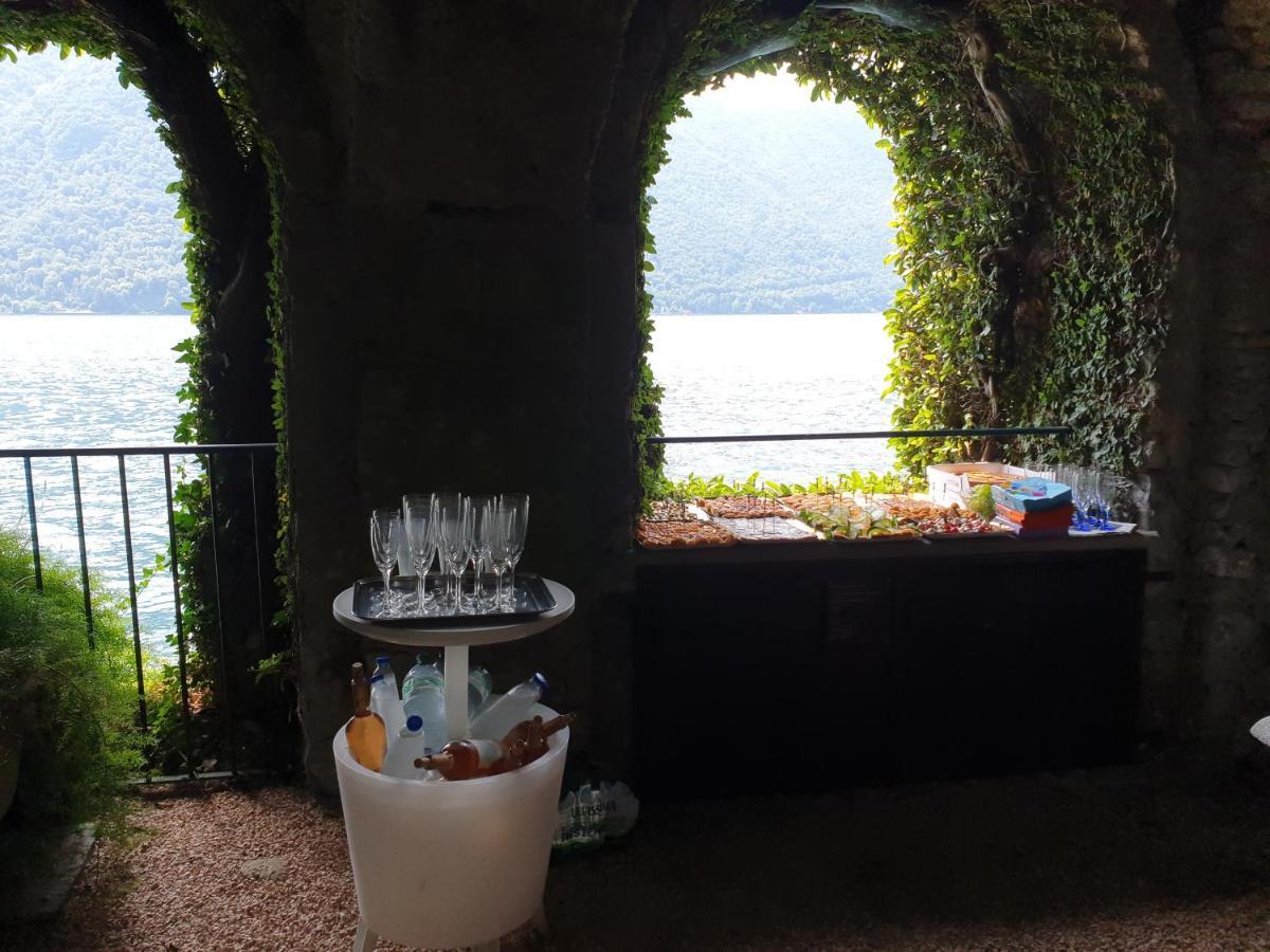 Caffe Del Viaggiatore Valsolda Bagian luar foto